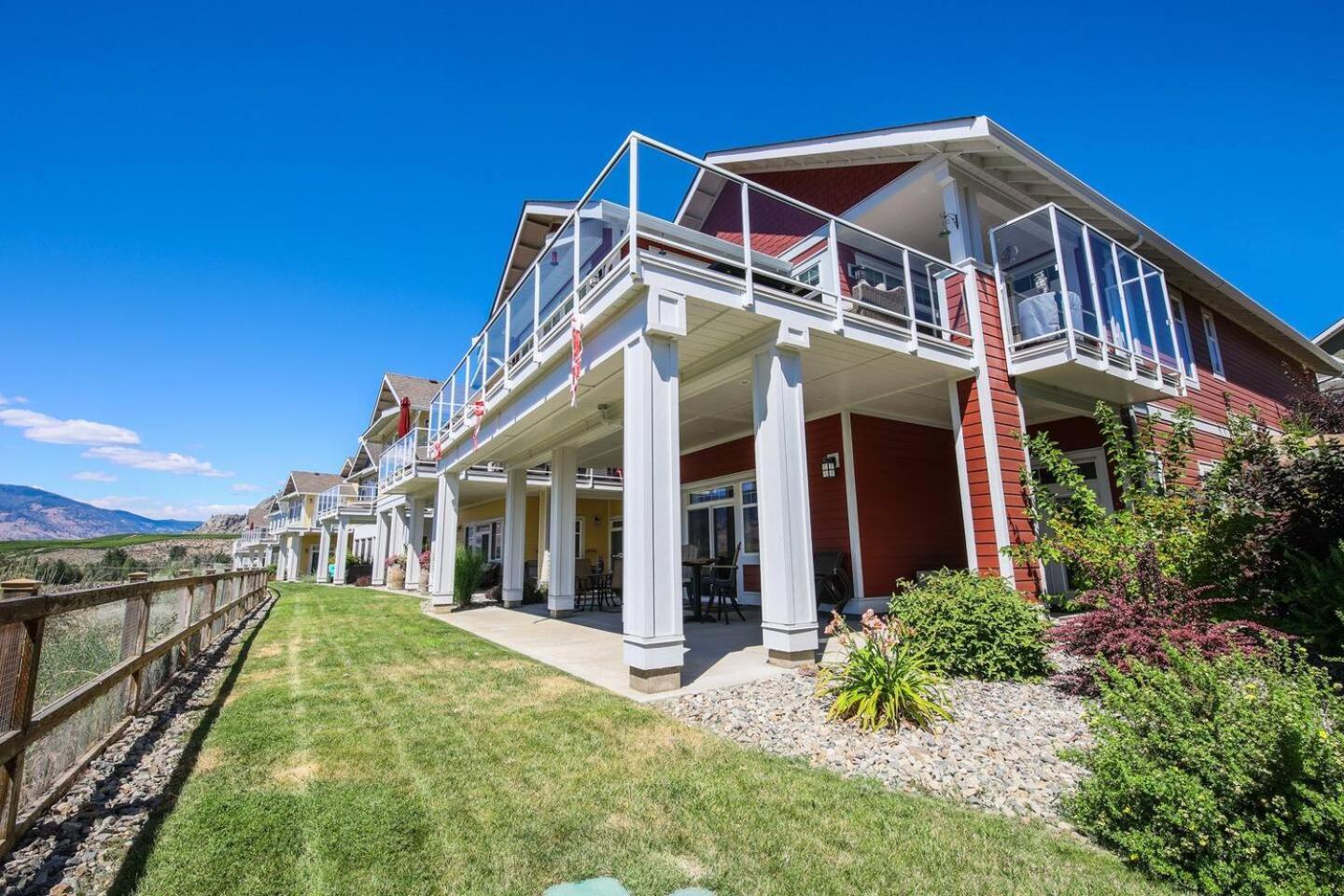 Beautiful Kismet View Cottage With Golf Cart 188 Osoyoos Ngoại thất bức ảnh