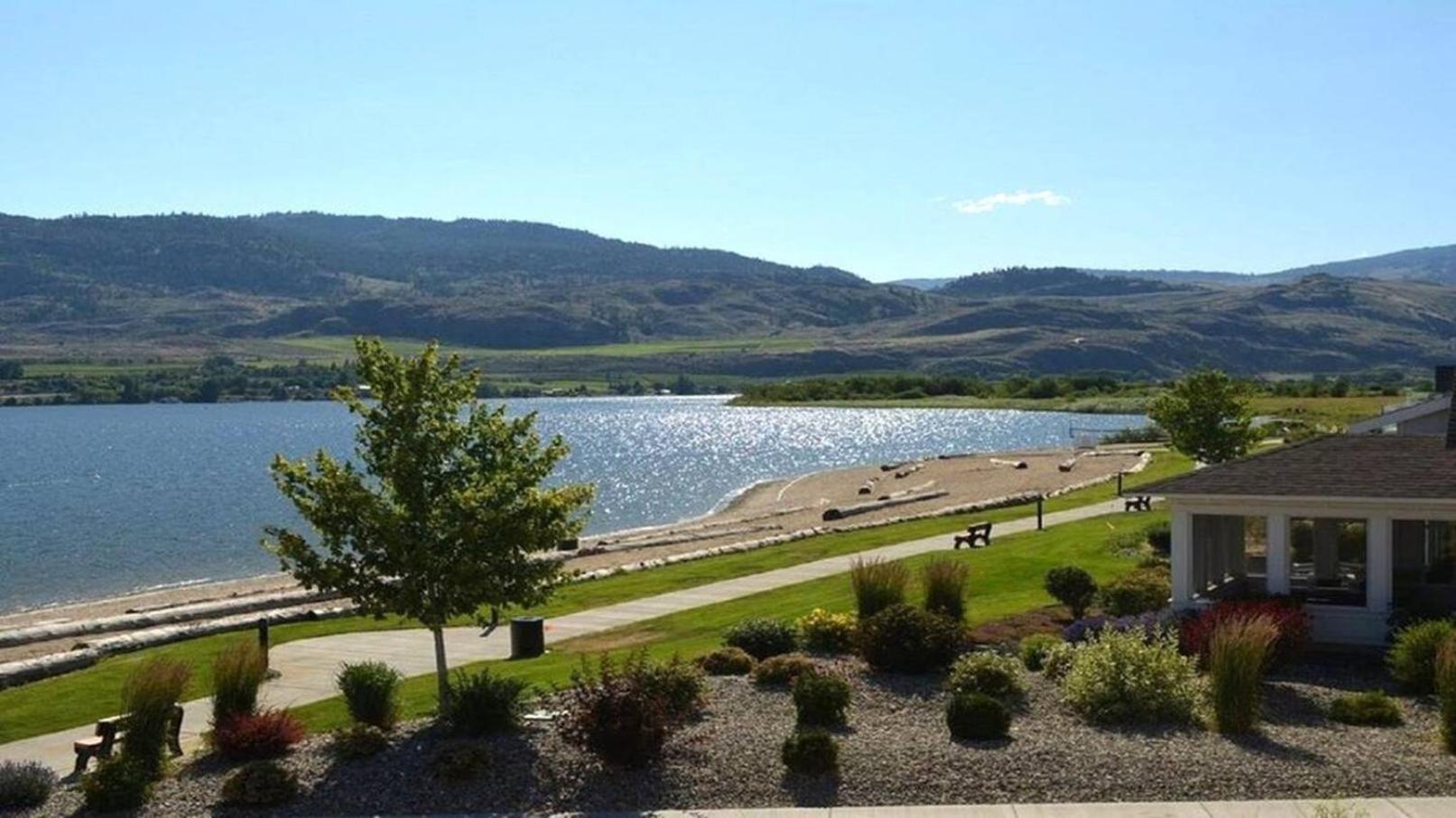 Beautiful Kismet View Cottage With Golf Cart 188 Osoyoos Ngoại thất bức ảnh