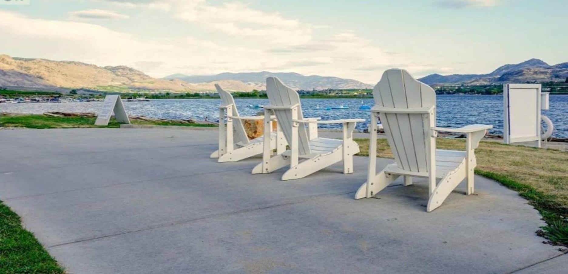 Beautiful Kismet View Cottage With Golf Cart 188 Osoyoos Ngoại thất bức ảnh