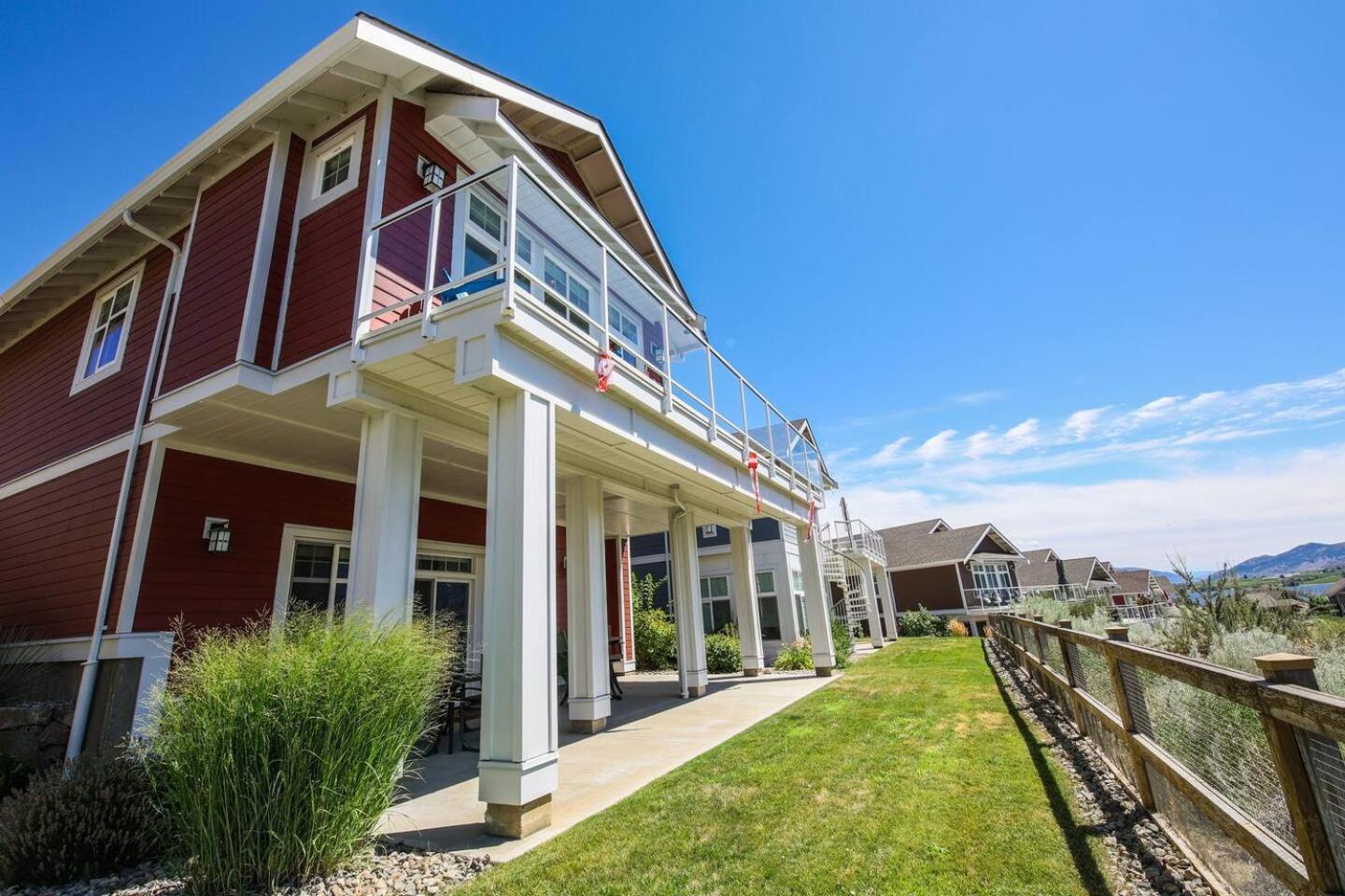 Beautiful Kismet View Cottage With Golf Cart 188 Osoyoos Ngoại thất bức ảnh