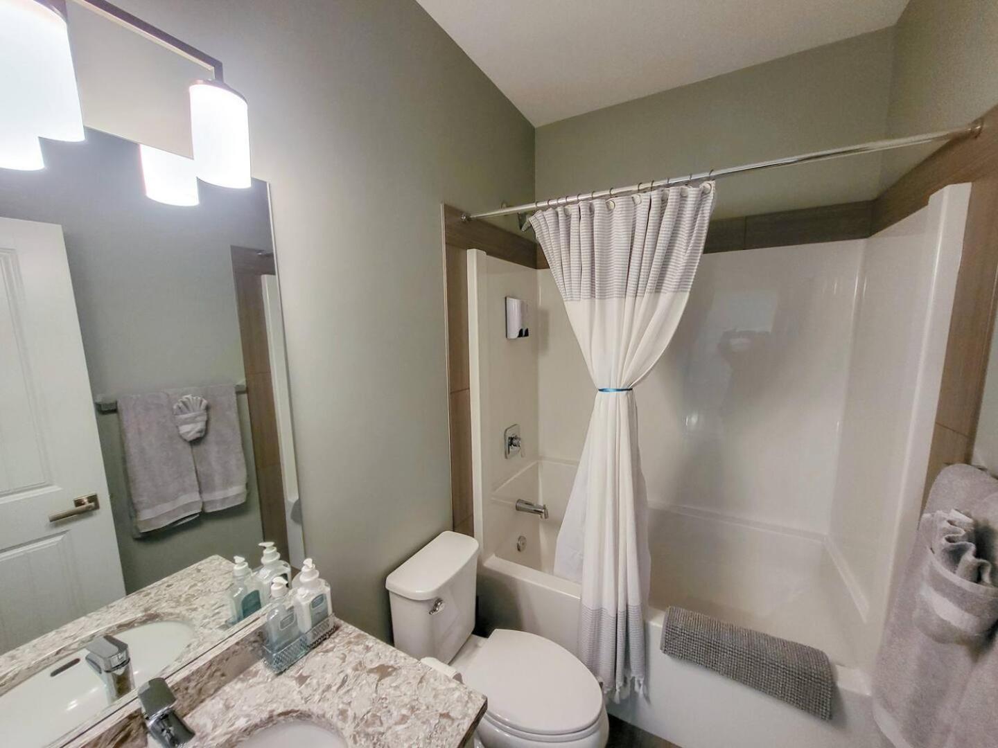 Beautiful Kismet View Cottage With Golf Cart 188 Osoyoos Ngoại thất bức ảnh